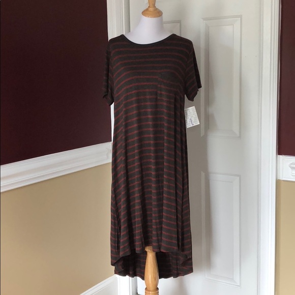 LuLaRoe Carly - Picture 1 of 3